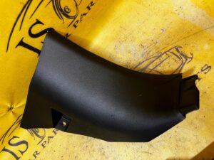 PLASTIK OSŁONA OBUDOWA NAKŁADKA PROGU PRZÓD PRAWY TOYOTA HILUX VIII 8