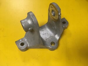 ŁAPA MOCOWANIE WSPORNIK RENAULT TALISMAN 1.6 DCI