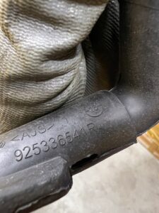 RURA PRZEWÓD ODPŁYW POWIETRZA DACIA DUSTER II