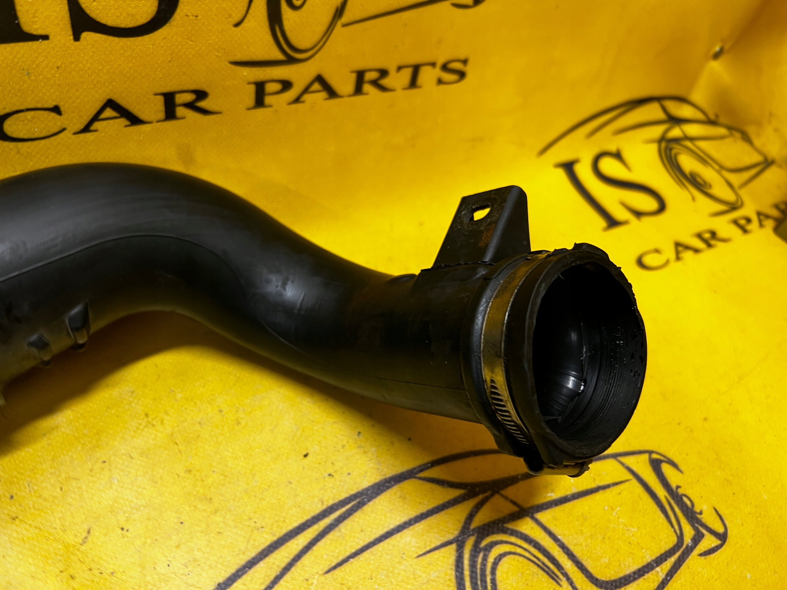 WĄŻ PRZEWÓD RURA DOLOT POWIETRZA RANGE ROVER L405