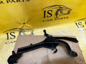 MOCOWANIE WSPORNIK BŁOTNIKA PRZÓD PRAWY PORSCHE PANAMERA 970 I LIFT