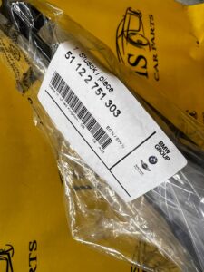 ŚLIZG ZDERZAKA TYŁ TYLNEGO LEWY MINI R56 R57 R58 R59 NOWY OEM