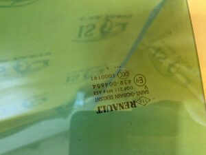 RENAULT MEGANE IV 4 16R SZYBA DRZWI LEWY TYŁ