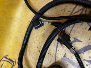 WIĄZKA PRZEWODÓW ZDERZAKA PRZEDNIEGO DACIA DUSTER II