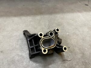 ŁAPA ESPORNIK MOCOWANIE KOMPRESORA KLIMATYZACJI AUDI SQ7 Q7 4M0 4.0 TDI