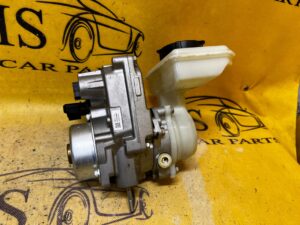 POMPA WSPOMAGANIA KIEROWNICY INFINITI Q70