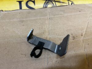 WSPORNIK UCHWYT MOCOWANIE BLACHA DACIA SANDERO III 2023R