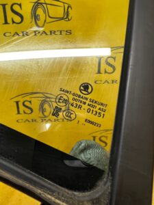 SZYBA DRZWI TRÓJKĄT TYŁ TYLNA PRAWY PRAWA SKODA SCALA