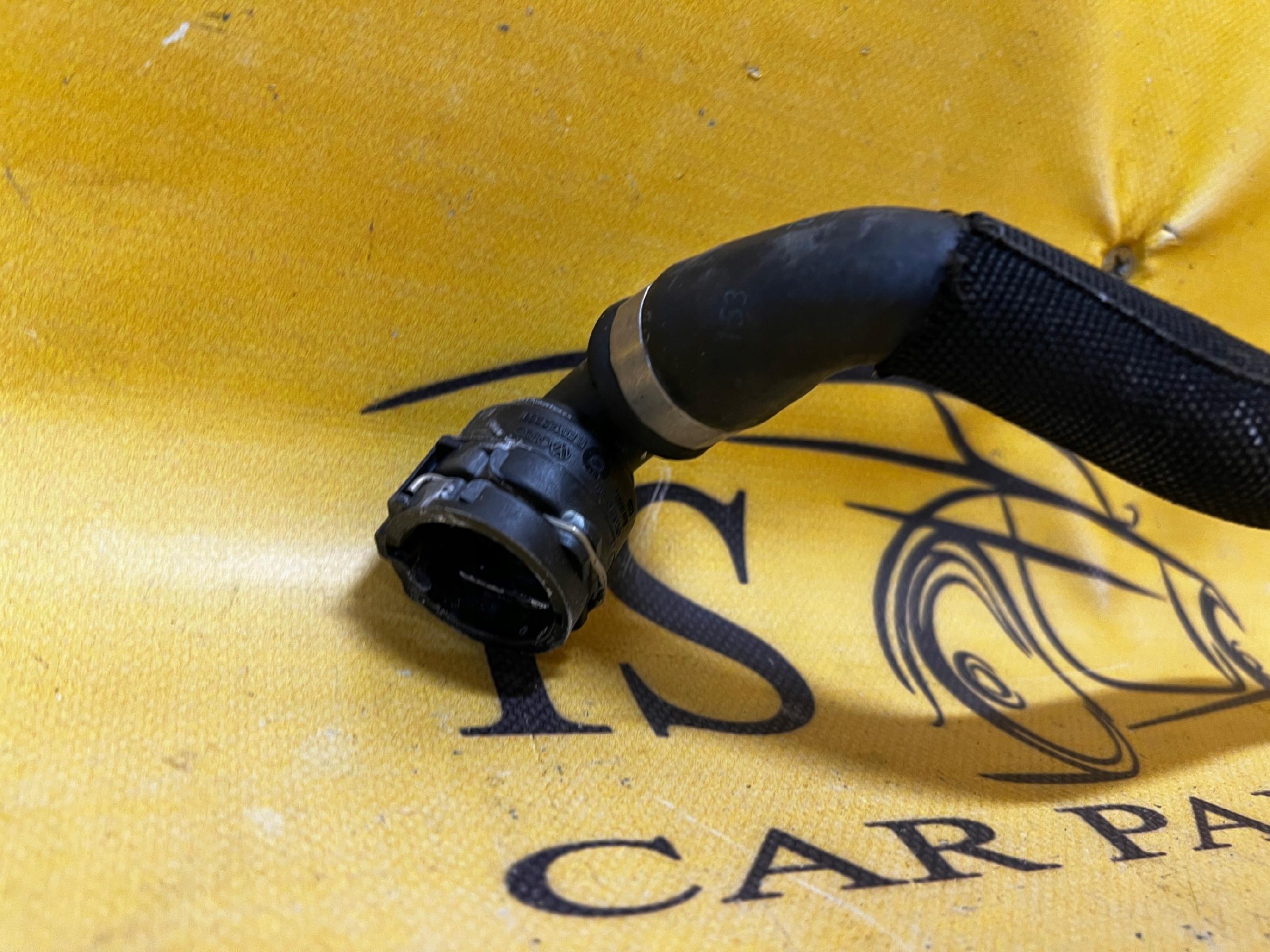 WĄŻ RURA PRZEWÓD WODY AUDI A8 D4 4H0121088AD