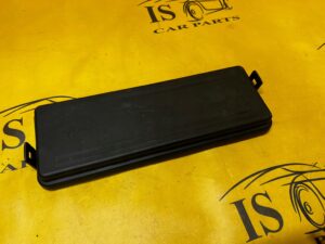 POKRYWA OSŁONA OBUDOWA SKRZYNKI BEZPIECZNIKÓW LAND ROVER DISCOVERY 5 V L462