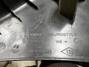 OSŁONA NAKŁADKA PROGU PRAWA RENAULT MASTER III