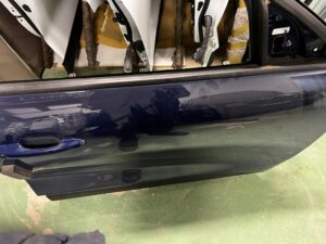 DRZWI PRAWA STRONA PRAWY PRZÓD TYŁ FORD KUGA MK3 TITANIUM