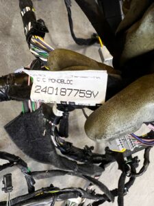 WIĄZKA INSTALACJA OKABLOWANIE WNĘTRZA DACIA JOGGER 1.0 TCE LPG 2022R