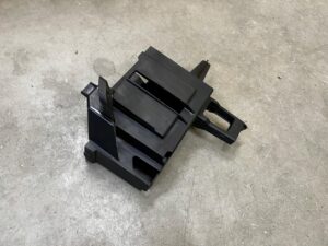 UCHWYT WSPORNIK MOCOWANIE STEROWNIKA AUDI SQ7 Q7 4M0