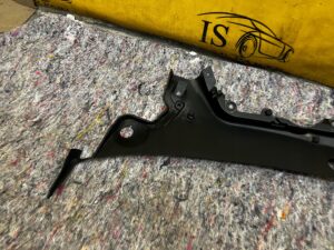 PODSZYBIE TESLA MODEL 3 PRZEDLIFT