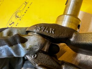 WAŁ KORBOWY RENAULT 0.9 TCE H4BB408 0574R