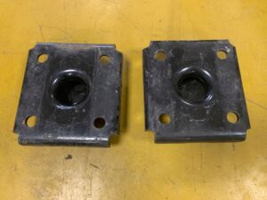 BLACHA MOCOWANIE OSŁONA WSPORNIK NISSAN E-NV200