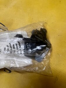 UCHWYT BŁOTNIKA TYŁ TYLNY LEWY MINI F54 NOWY OEM