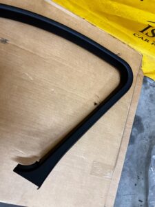 OSŁONA RAMKA LISTWA DRZWI PRZÓD PRAWY PRAWA BMW X6 E71 E72 NOWA OEM