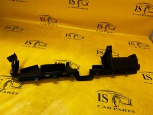 KIEROWNICA POWIETRZA OSŁONA PASA PRZÓD DACIA SANDERO III