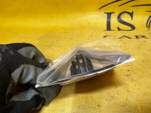 MOCOWANIE CZUJNIKA PARKOWANIA PRAWE ZDERZAK PRZÓD M-PAKIET BMW X5 G05 NOWE