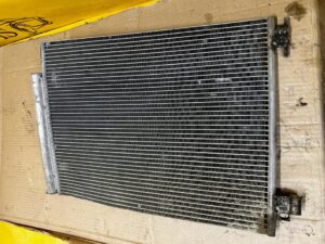 CHŁODNICA SKRAPLACZ KLIMATYZACJI DACIA DOKKER DUSTER I