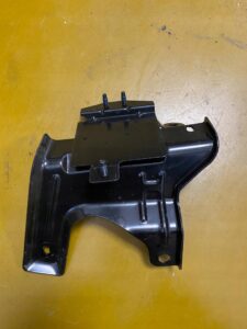 BLACHA MOCOWANIE WSPORNIK INFINITI Q70 M35H M37