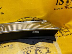 OSŁONA LISTWA PROGU BAGAŻNIKA AUDI A8 D4