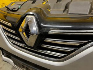 ZDERZAK PRZEDNI PRZÓD GRILL RENAULT MEGANE IV HB TED69
