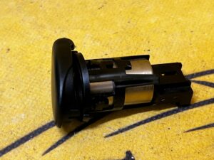 GNIAZDO ZAPALNICZKI ZAPALNICZKA 12V RENAULT CAPTUR I PRZEDLIFT