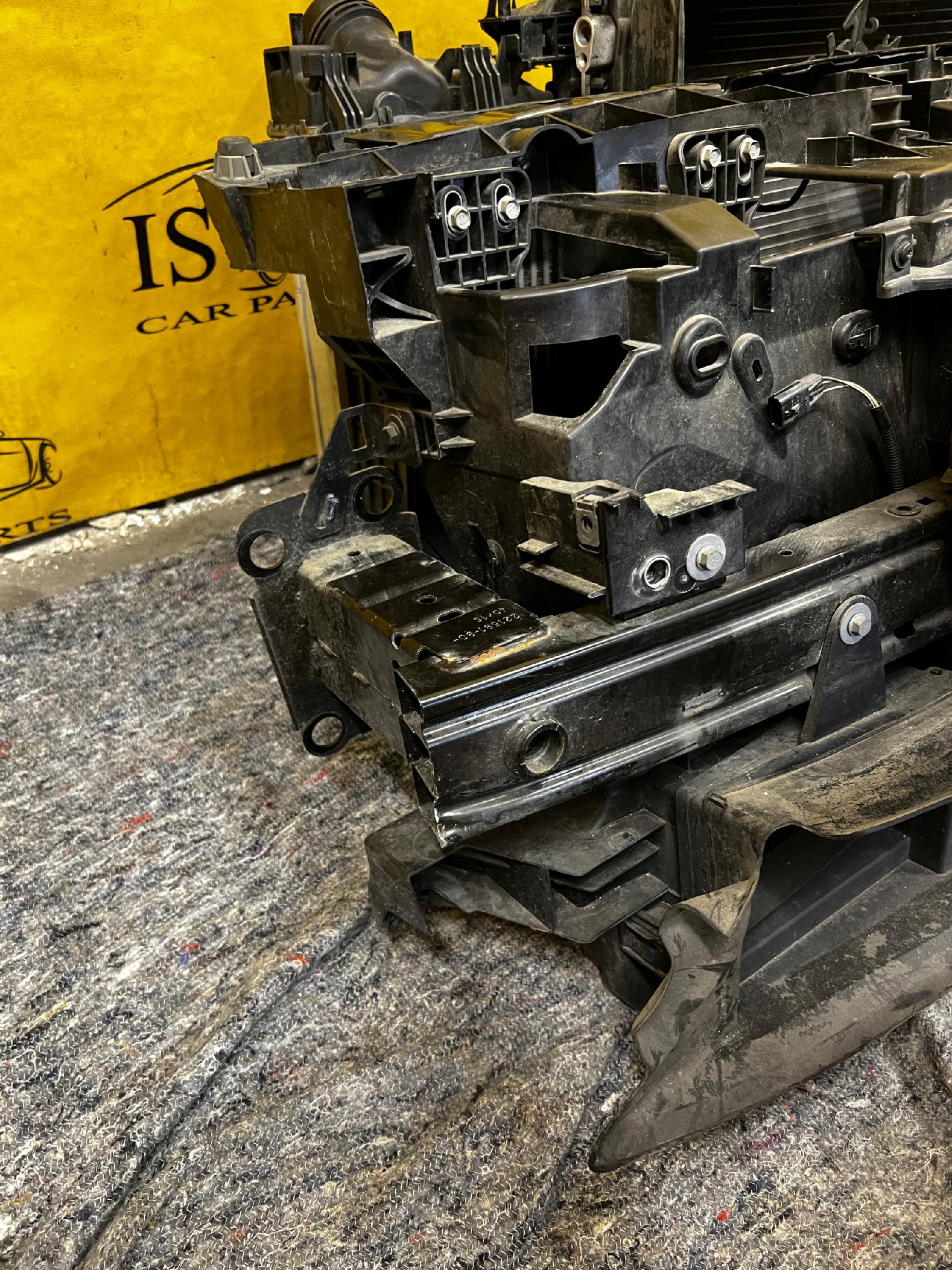 PAS PRZEDNI BELKA CHŁODNICE INTERCOOLER RENAULT MEGANE IV 1.5 DCI 1.2 TCE