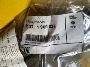 KLAMKA ZEWNĘTRZNA DRZWI TYŁ LEWY BMW 3 E36 SEDAN KOMBI NOWA OEM