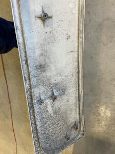 MASKA POKRYWA ATRAPA MERCEDES ATEGO