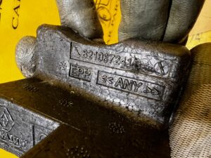 PIANKA GUMA ODBÓJ LISTWY SZYBY DRZWI TYŁ TYLNYCH DACIA SANDERO 3 III