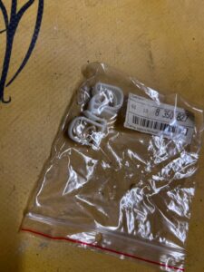 2 X UCHWYT MOCOWANIE PRZEWODU BMW NOWE OEM