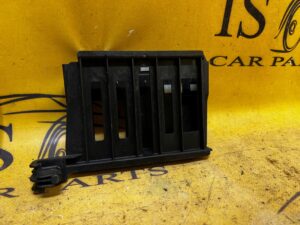 UCHWYT MOCOWANIE MODUŁU STEROWNIKA INFINITI Q30 MERCEDES CLA 45