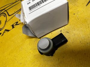 CZUJNIK SENSOR PARKOWANIA BMW SREBRNY GLACIER NOWY OEM