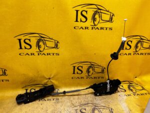 ZAMEK DRZWI CIĘGNO KLAMKA TYŁ TYLNY PRAWY PRAWE 5 PIN SKODA SCALA