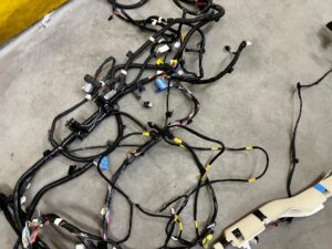 INSTALACJA ELEKTRYCZNA WIĄZKA GŁÓWNA WNĘTRZA LEWA TESLA MODEL 3 PRZEDLIFT