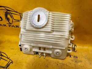 MOCOWANIE PODSTAWA BEZPIECZNIKÓW FORD KUGA MK3