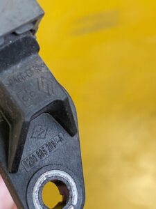 CZUJNIK POŁOŻENIA WAŁKA WAŁU RENAULT NISSAN 1.5 D