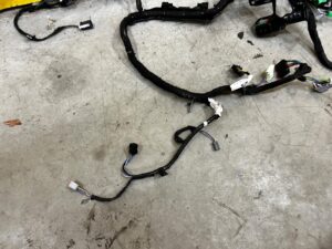 WIĄZKA INSTALACJA KONSOLI LR L462 DISCOVERY V