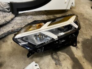 KOMPLET PRZÓD ZDERZAK MASKA LAMPY DACIA SANDERO STEPWAY III 369 1.0 TCE 23R