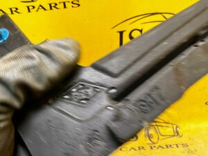 WYGŁUSZENIE MASKI LEWE DACIA DUSTER II