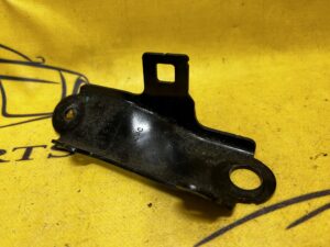 BLACHA UCHWYT MOCOWANIE WSPORNIK FORD KUGA MK3