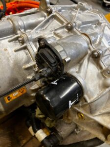 SILNIK KOMPLETNY NAPĘD TYLNY ELEKTRYCZNY TESLA MODEL 3 2WD 62 TYS KM