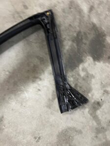 USZCZELKA DRZWI PRZÓD PRAWY FORD MUSTANG VI