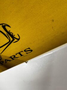 MASKA POKRYWA SILNIKA PRZÓD GENESIS GV70 EUROPA BIAŁA PERŁA