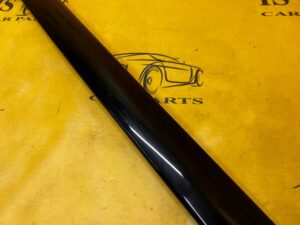 OSŁONA LISTWA SŁUPKA PRZÓD A PRAWY PRAWA LAND ROVER DISCOVERY 5 V L462