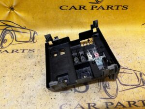 SKRZYNKA OBUDOWA BEZPIECZNIKÓW FORD ESCAPE MK4